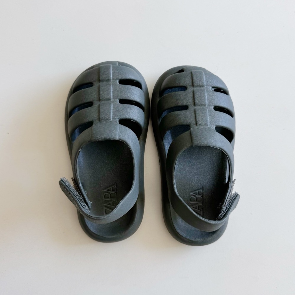 Zara rubberized sandals for Toddler